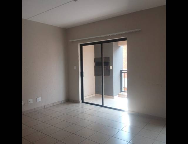 3 BEDROOM PROPERTY TO RENT IN TERENURE